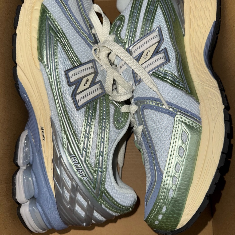 Brand New New Balance Men's Sneakers in Green and Blue